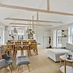Lovely In With Kitchen