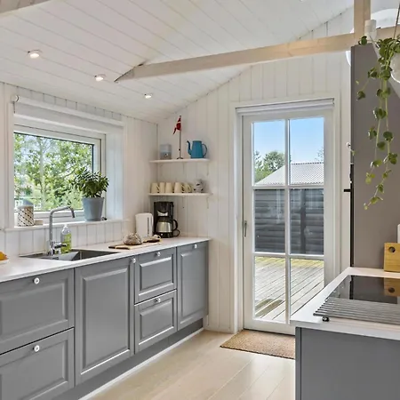 Lovely In With Kitchen *
