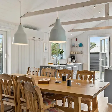 Lovely In With Kitchen *